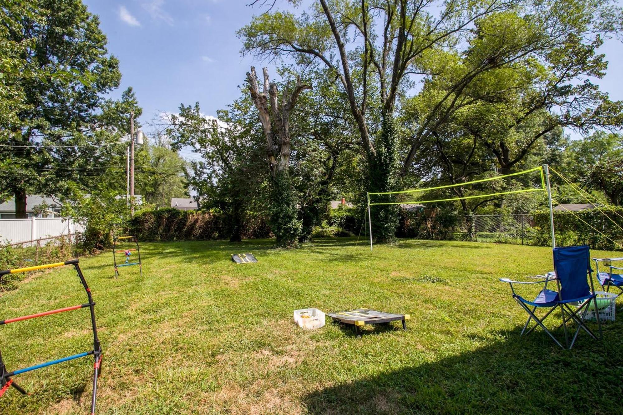 Chic Home With Huge Grassy Yard 7 Mins To Arrowhead Stadium Independence Eksteriør billede
